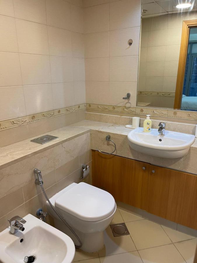 Metro Premium Location Spacious 2 Bedroom Apartment Right Next To The Metro Dubaj Kültér fotó